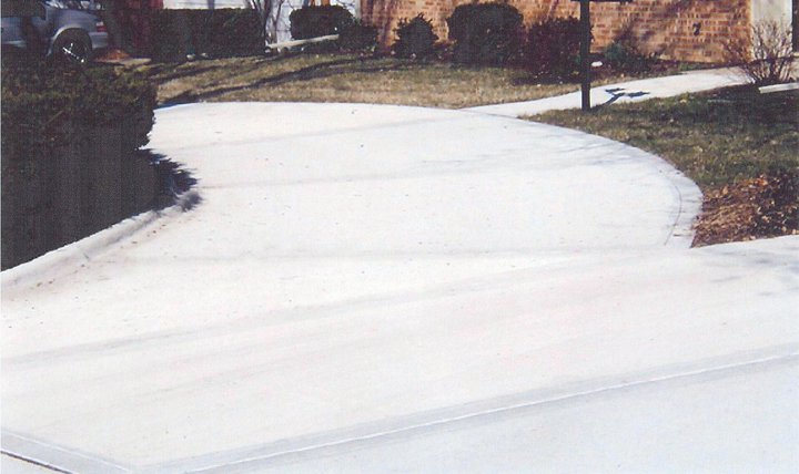 Circle Driveway Bordered Edge