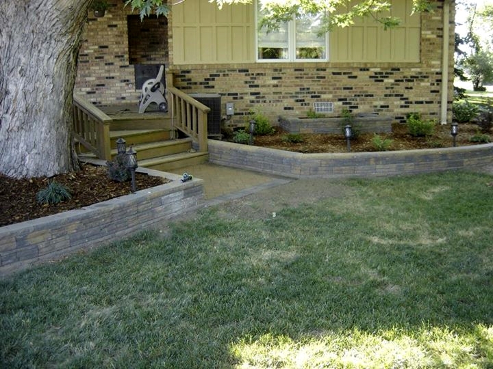Retaining Wall Landscape Edging